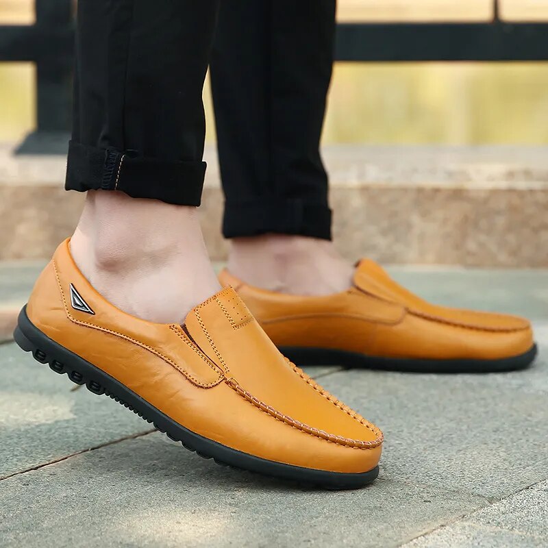 Leather Men Casual Shoes Men's Loafers Moccasins Breathable Slip on Black Driving Shoes Plus Size 37-47