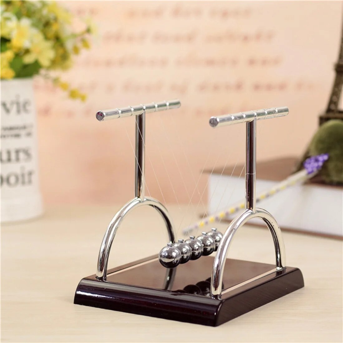 2019 New T Shaped Newton Cradle Balance Ball Science Puzzle Fun Desk Toy Stress Reliever Kinetic Motion Toy For Home And Office