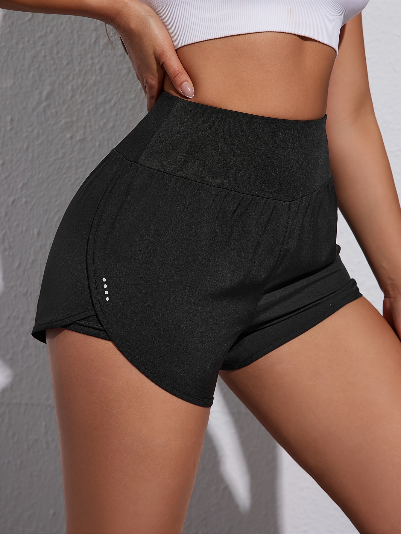 High-Waisted Yoga Shorts - Sporty Style