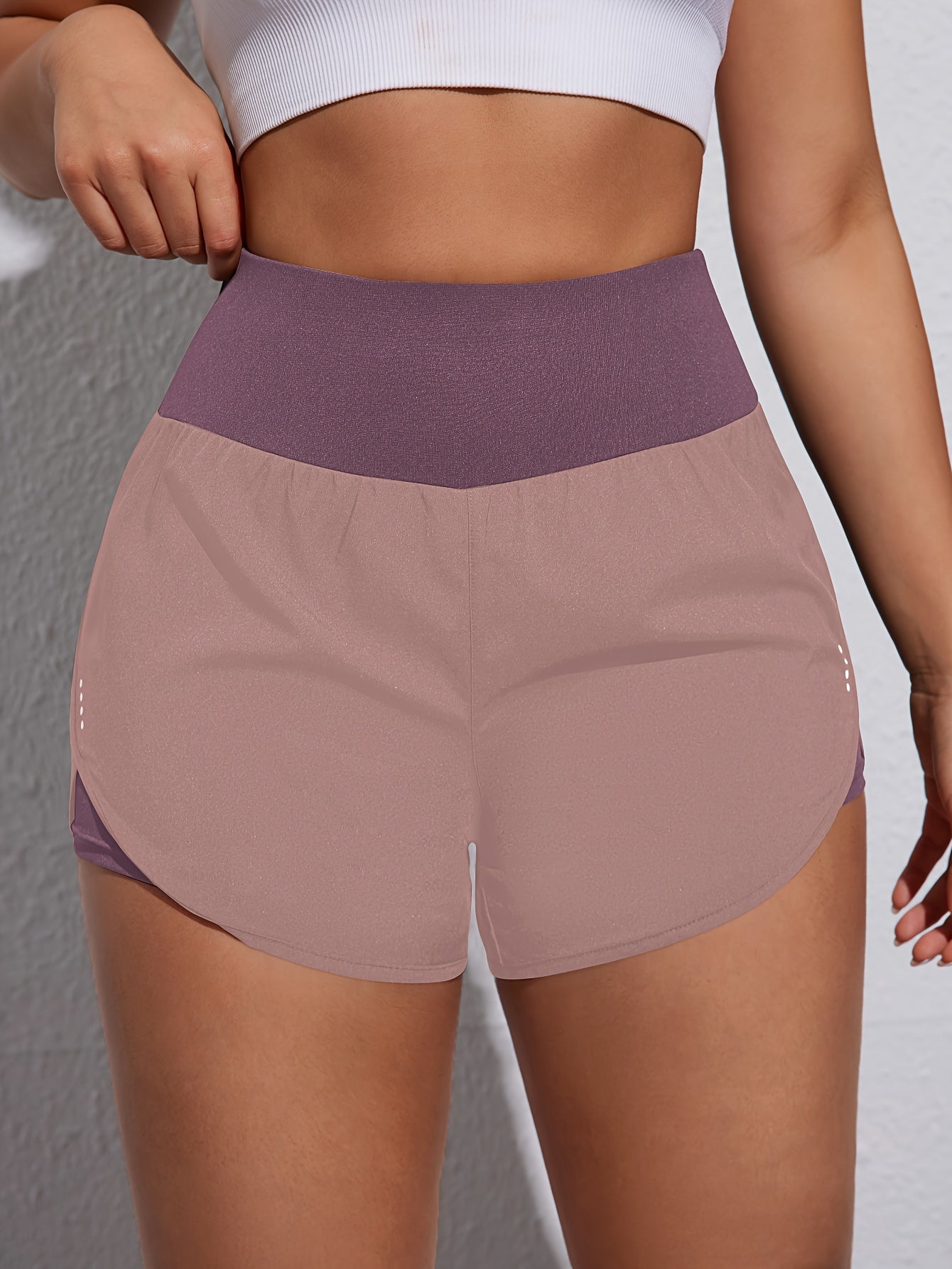 High-Waisted Yoga Shorts - Sporty Style