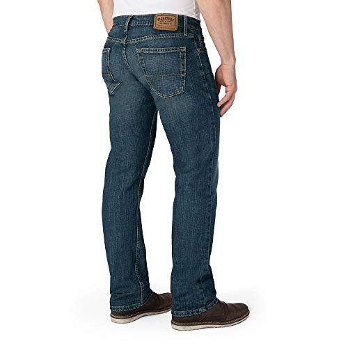 Signature by Levi Strauss & Co. Gold Label Men's Regular Straight Fit Jeans, Bigfoot, 32W x 32L